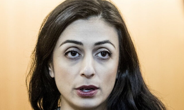 Splittet om Hadias håndtering